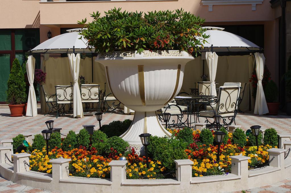 Anastasia Boutique Aparthotel Sofia Ngoại thất bức ảnh